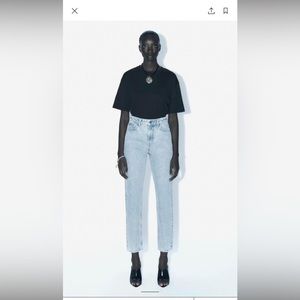 Zara High Rise Mom Jean Great Condition